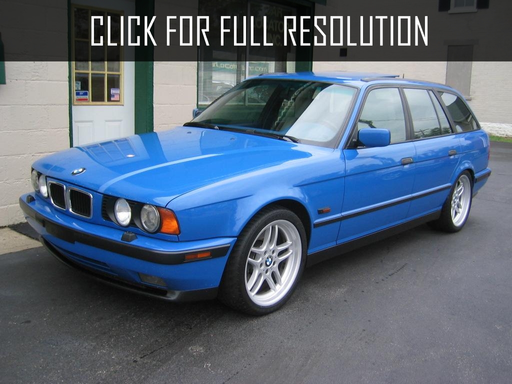 A Timeless Classic: 1995 BMW M5