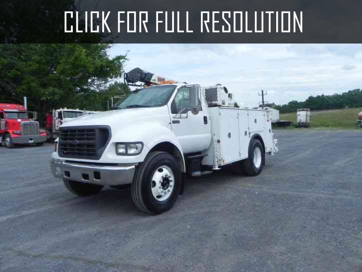 2002 Ford F650