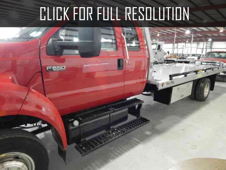 2015 Ford F650