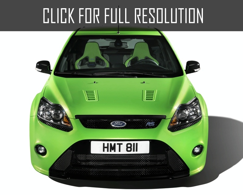 2007 Ford Focus Rs