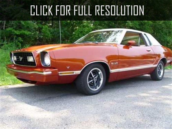 1975 Ford Mustang