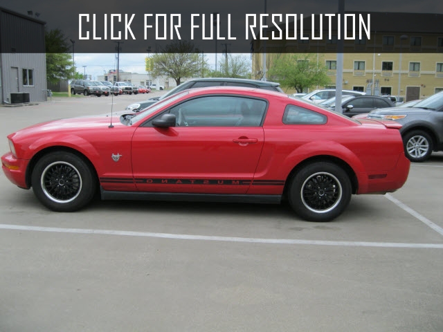 2009 Ford Mustang V6