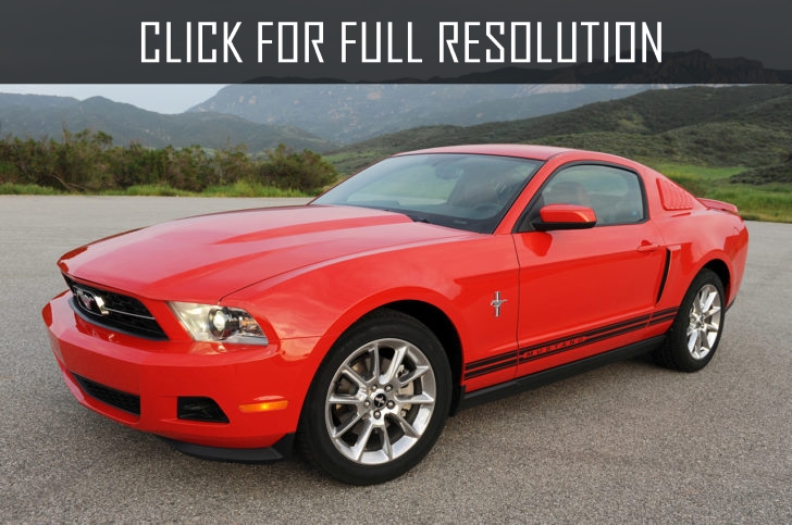 2011 Ford Mustang Convertible