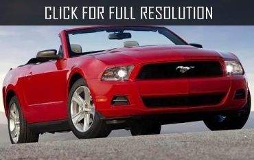 2014 Ford Mustang Convertible