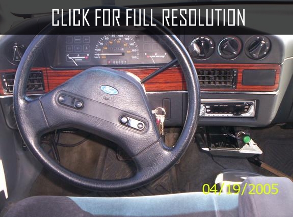 1988 Ford Taurus