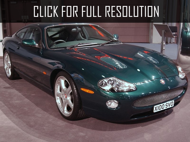 2001 Jaguar Xkr Coupe
