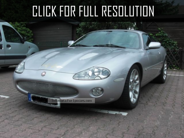 2002 Jaguar Xkr Coupe