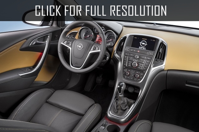 2015 Opel Astra Sedan