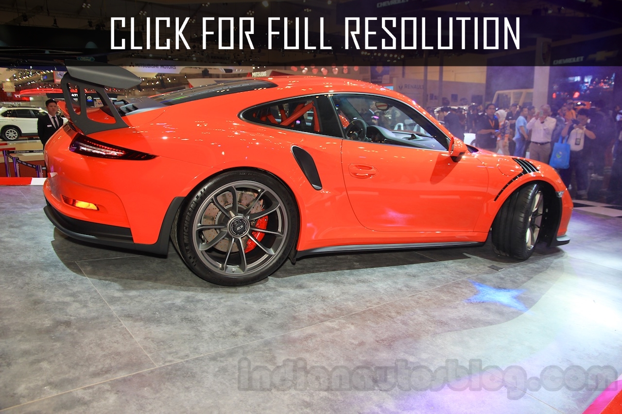2015 Porsche 911 Gt4