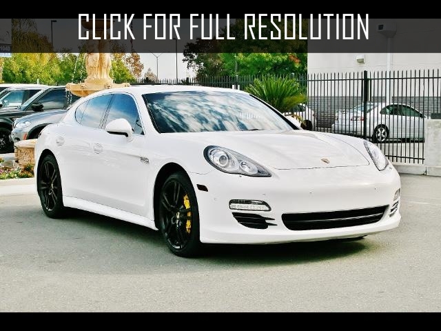 2012 Porsche Panamera 4S