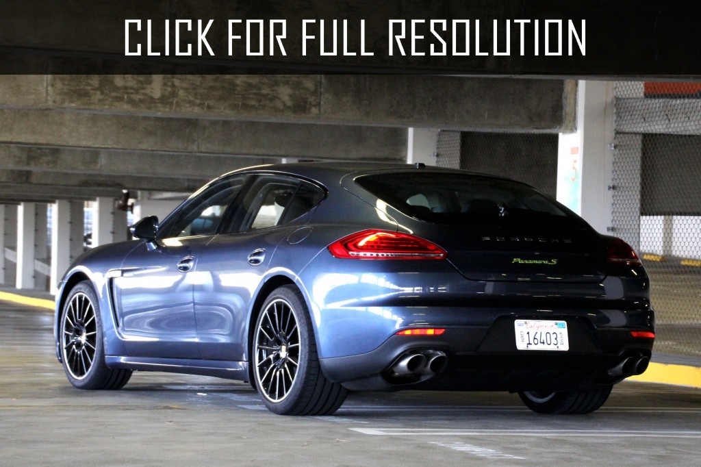 2015 Porsche Panamera