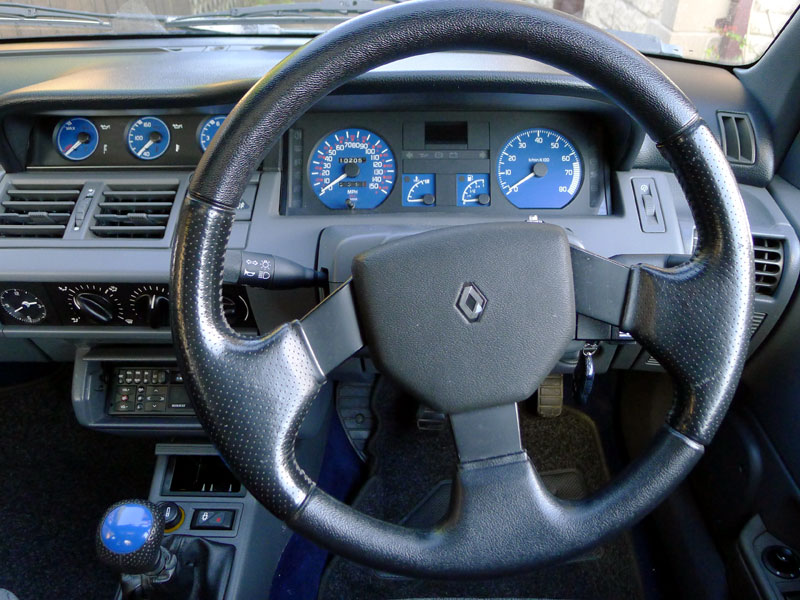 1995 Renault Clio