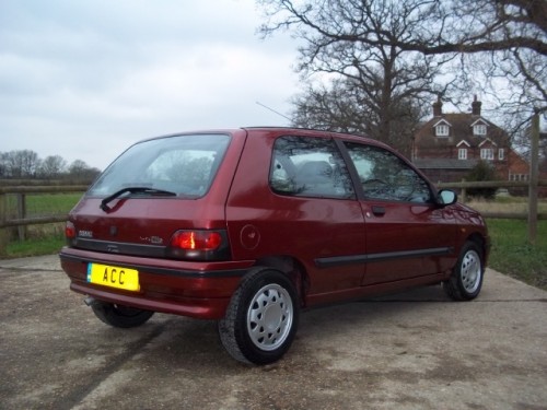 1995 Renault Clio