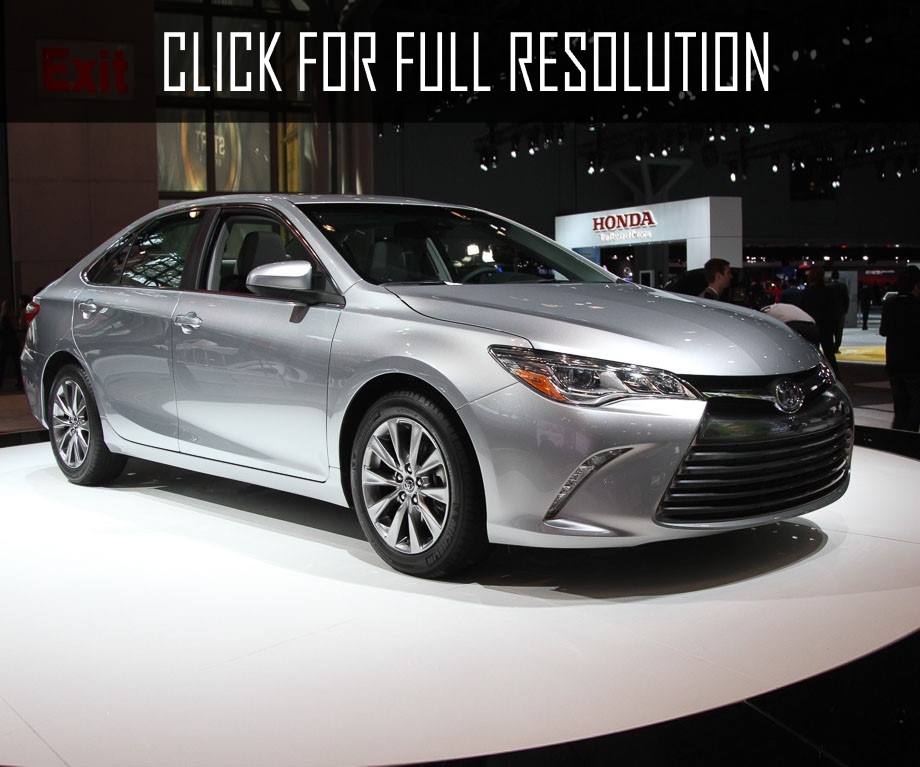 2017 Toyota Camry Le news, reviews, msrp, ratings with amazing images