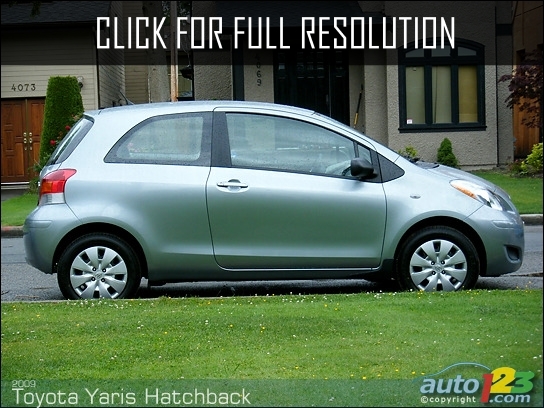 2011 Toyota Yaris Hatchback