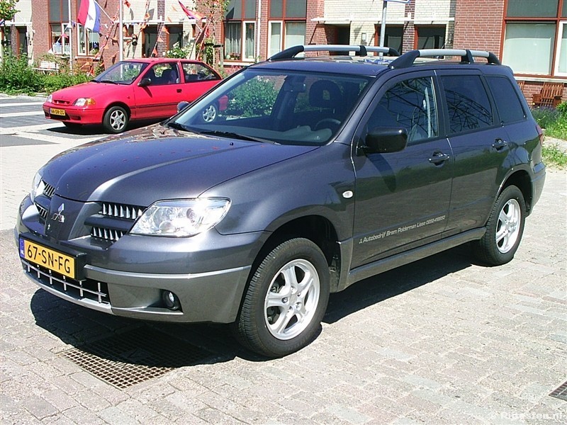 2006 Mitsubishi Outlander Sport